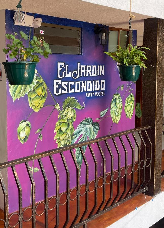 El Jardin Escondido Party Hostel Baños Esterno foto